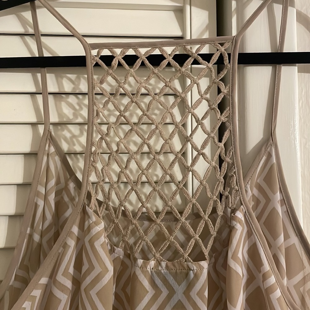 Geometric Long Tank - Picture 3 of 4